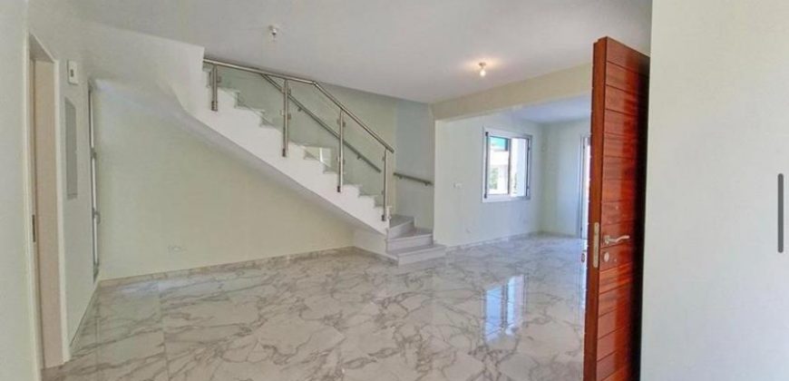 Paphos Universal 3Bdr Villa For Sale VLSNJSLVUNI