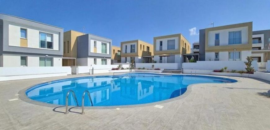 Paphos Universal 3Bdr Villa For Sale VLSNJSLVUNI