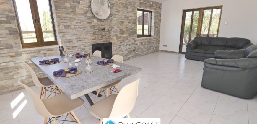 Paphos Peyia 4 Bedroom Villa For Sale SKRA17811