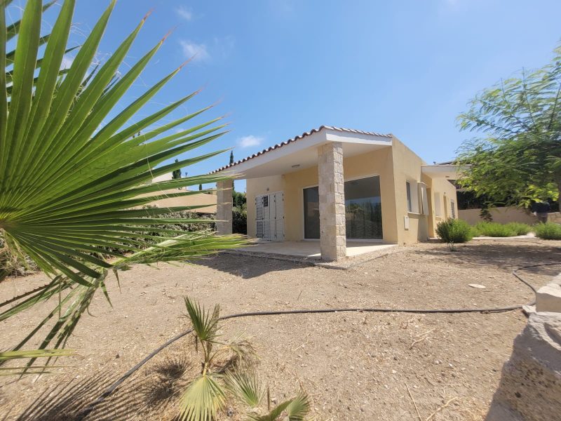 Chloraka Paphos 3 Bedroom Detached Villa For Sale LGP184LP