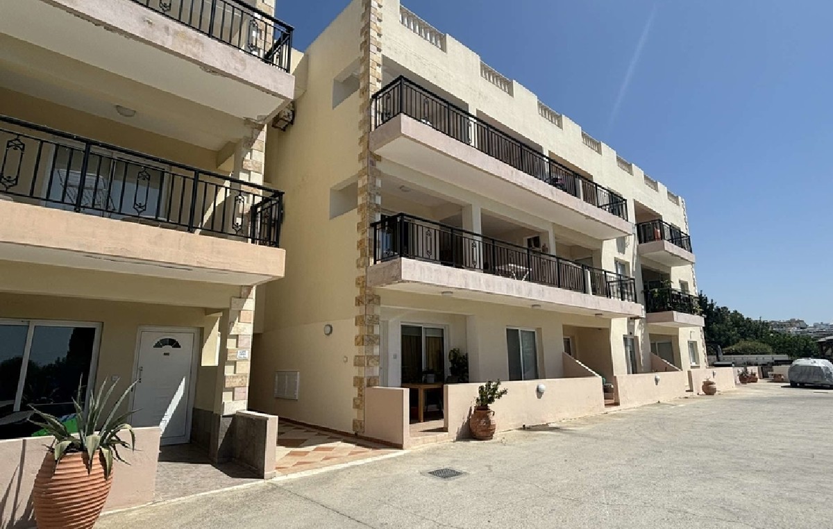 Kato Paphos Tombs of The Kings 2 Bedroom Apartment For Sale ZTC2986