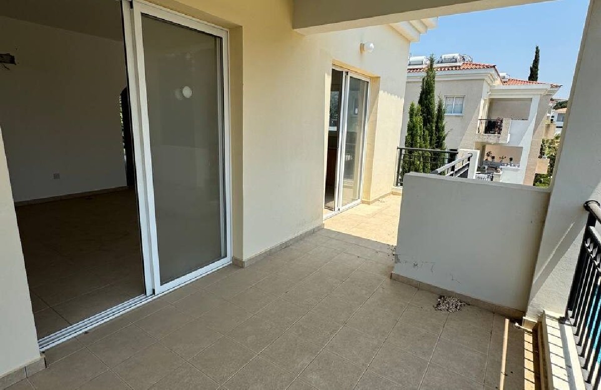 Kato Paphos Universal 2 Bedroom Apartment For Sale PRK43691