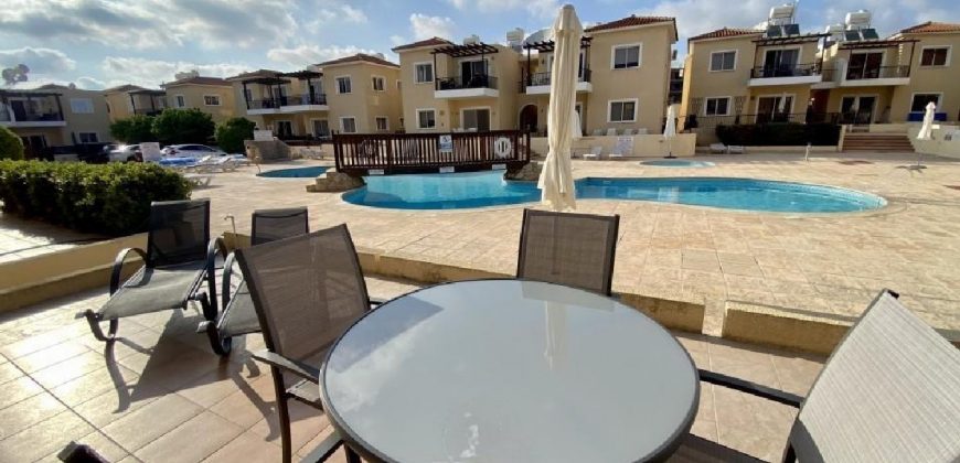 Kato Paphos Universal 2 Bedroom Apartment Ground Floor For Rent XRP076