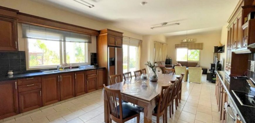 Paphos Anarita 4 Bedroom Detached Villa For Sale LGP010412