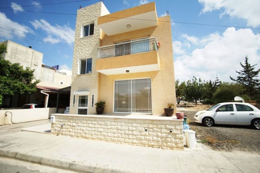 Paphos Residential Building For Sale LGP00514