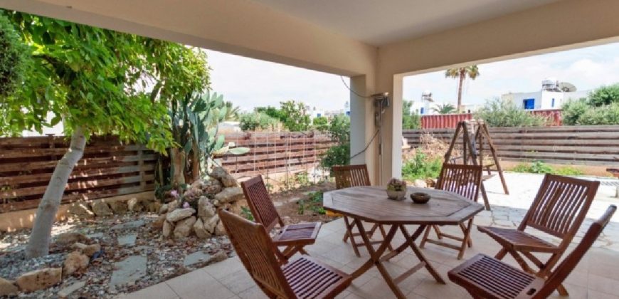 Paphos Chloraka 3 Bedroom House For Sale KTM103891