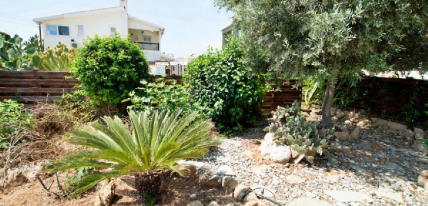 Paphos Chloraka 3 Bedroom House For Sale KTM103891