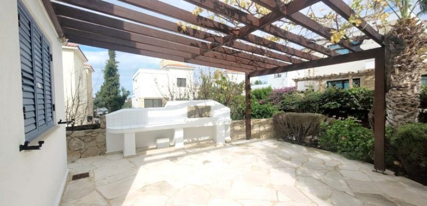 Paphos Chloraka 4 Bedroom Detached Villa For Sale LGP010908