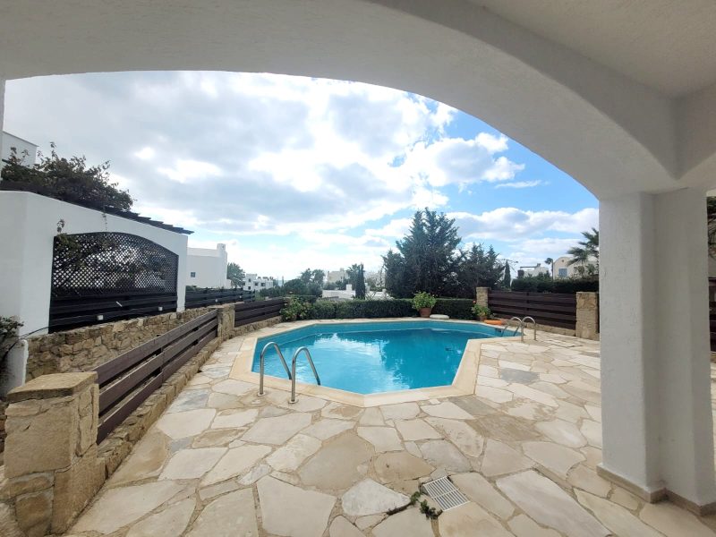 Paphos Chloraka 4 Bedroom Detached Villa For Sale LGP010908