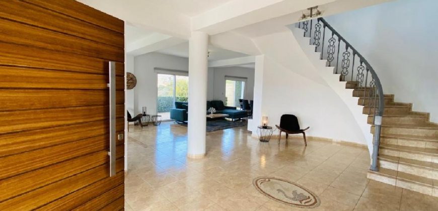 Paphos Chloraka 5 Bedroom Villa For Sale BC651