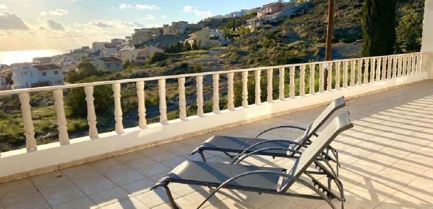 Paphos Chloraka 5 Bedroom Villa For Sale BC651