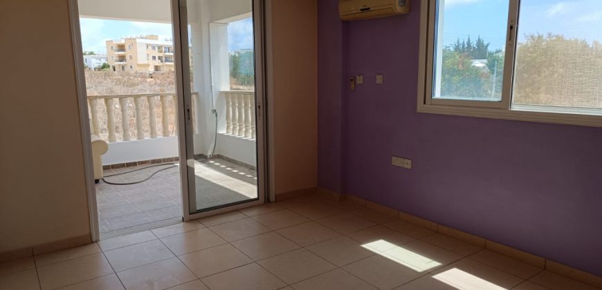 Paphos Empa 3 Bedroom Apartment For Sale DLHP0587