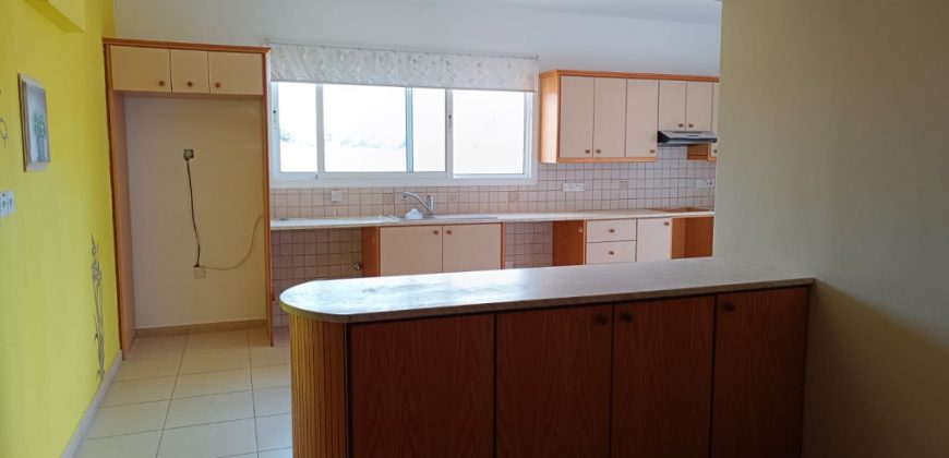 Paphos Empa 3 Bedroom Apartment For Sale DLHP0587