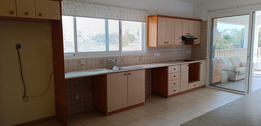 Paphos Empa 3 Bedroom Apartment For Sale DLHP0587