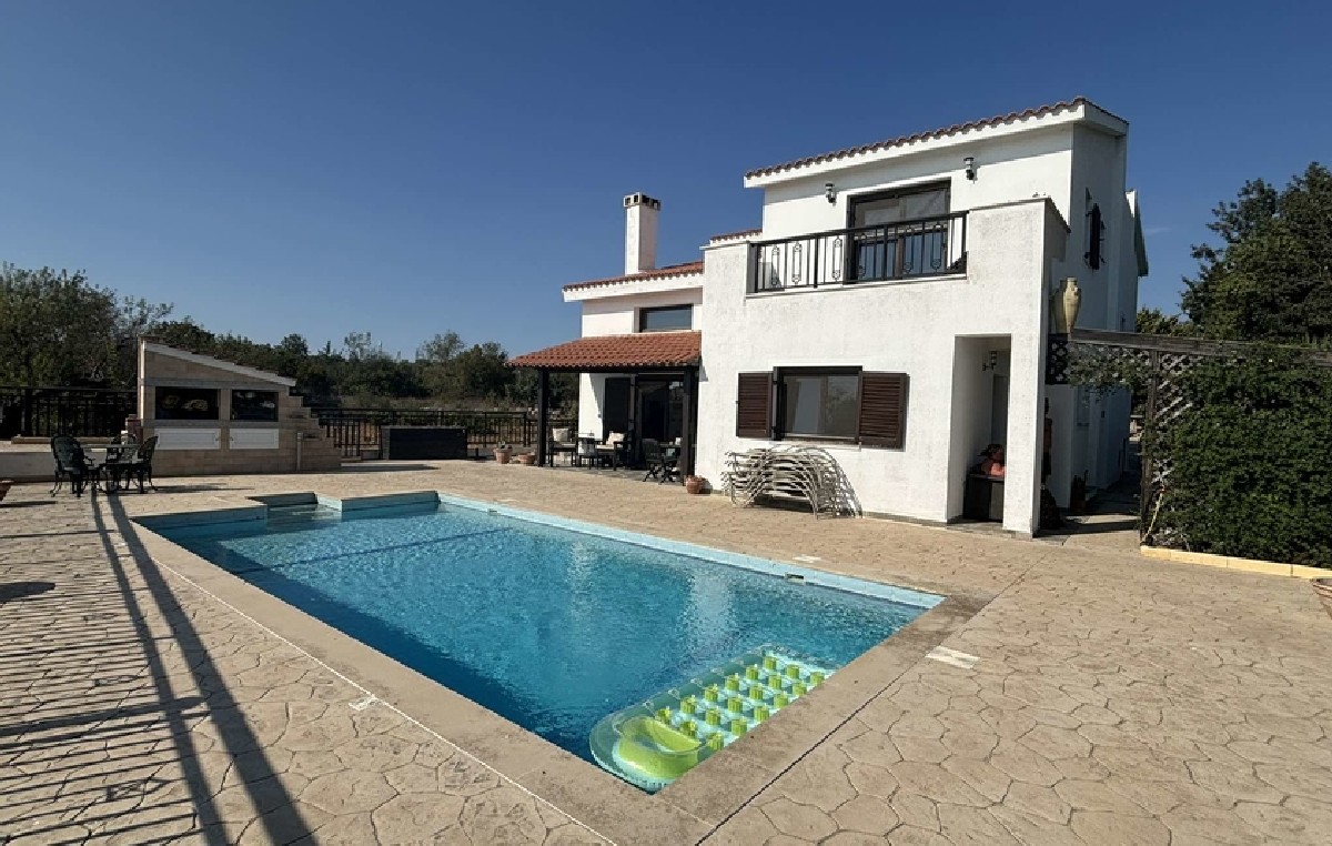 Paphos Kathikas 4 Bedroom Villa For Sale ZTC2985