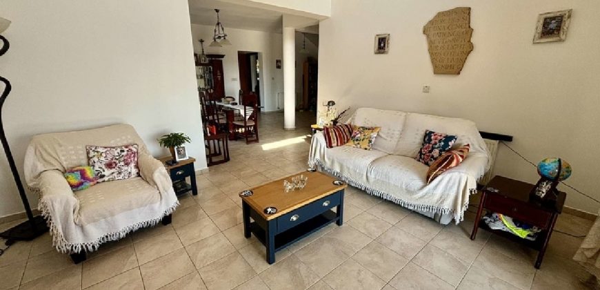 Paphos Kathikas 4 Bedroom Villa For Sale ZTC2985