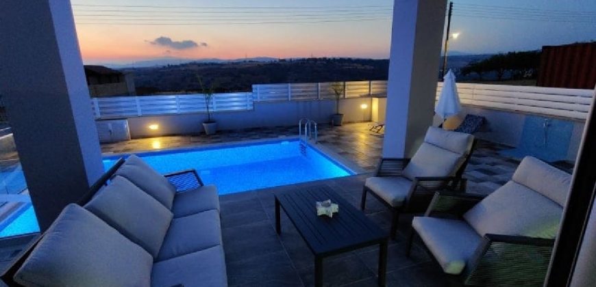 Paphos Kouklia 4 Bedroom Villa For Rent XRP075