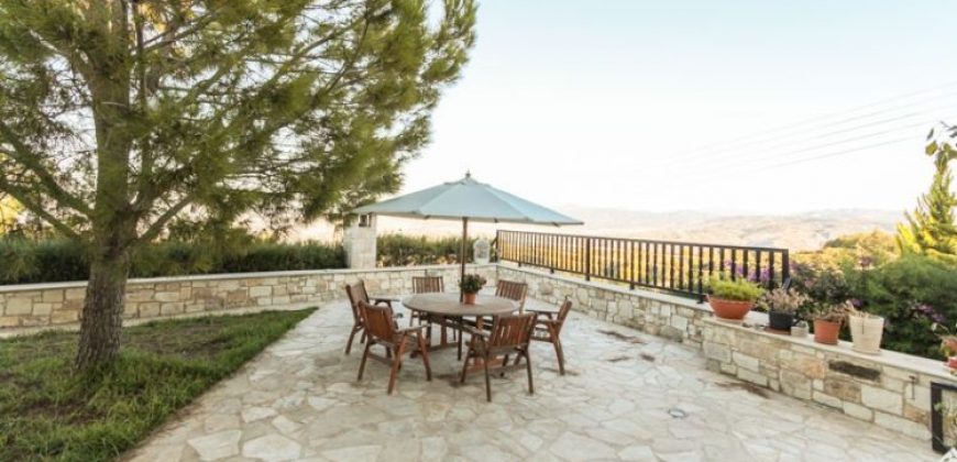 Paphos Pano Akourdaleia 5 Bedroom Detached Villa For Sale LGP00392