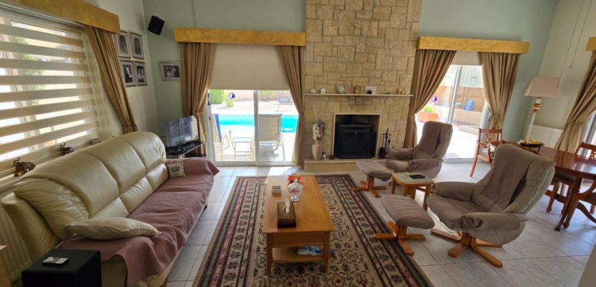 Paphos Pegeia 3 Bedroom House For Sale DLHP0582S