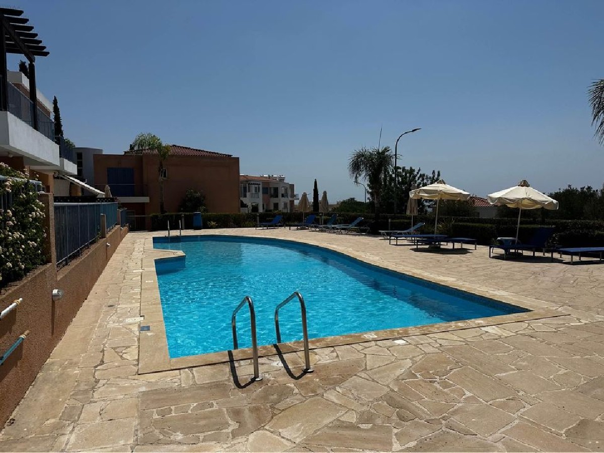 Paphos Peyia 2 Bedroom Town House For Sale MYMX001