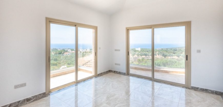 Paphos St George’s Harbour Peyia 4 Bedroom Detached Villa For Sale LGP100CHD