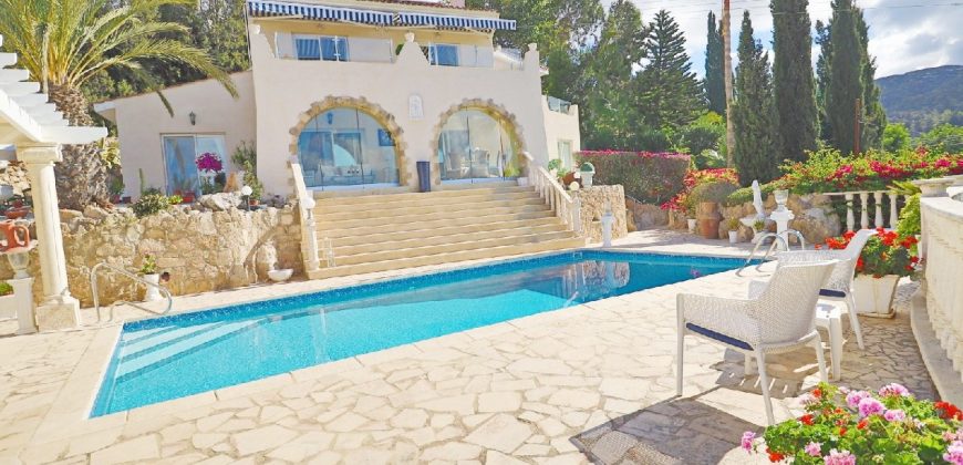 Paphos Tala Kamares 4 Bedroom Villa For Sale SKR17848