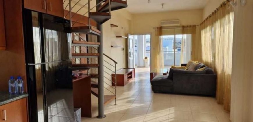 Paphos Town 3 Bedroom Apartment Penthouse For Rent XRP072