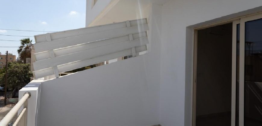 Paphos Town 3 Bedroom Maisonette For Sale AMR40868