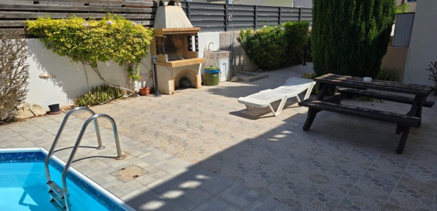 Paphos Universal 1 Bedroom Apartment For Sale DLHP0585