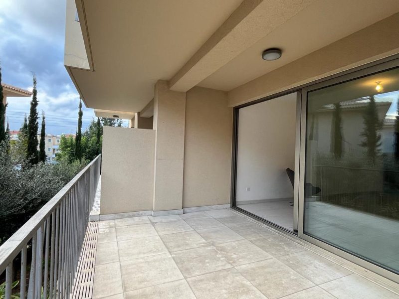 Universal Paphos 3 Bedroom Apartment For Sale LGP6710MM