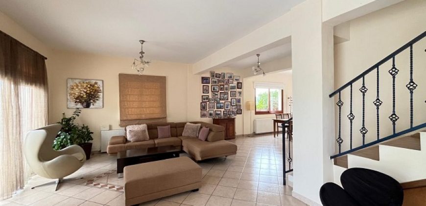 Paphos Emba 3 Bedroom Villa For Sale MYM10271