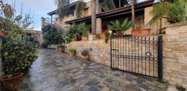 Paphos Choulou 3Bdr Villa Detached For Sale WWR11058