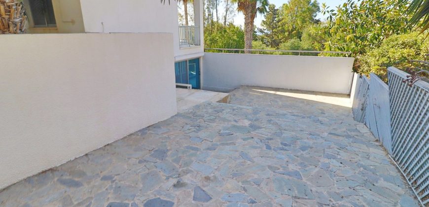 Paphos Coral Bay 5Bdr Detached Villa For Sale SKR17876