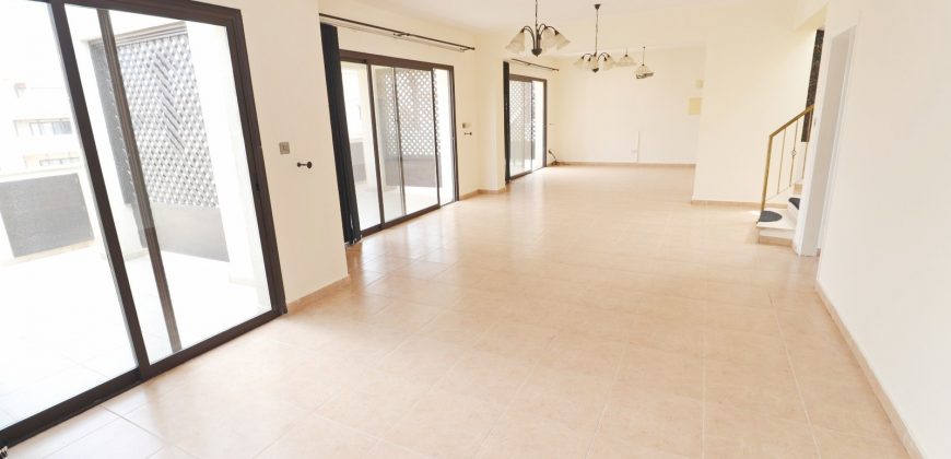 Paphos Kato Pafos 3Bdr Penthouse For Sale SKR17802