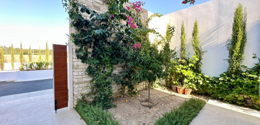 Paphos Kato Paphos Detached Villa 5Bdr For Sale CPNC2971