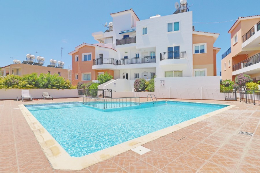 Kato Paphos Universal 2 Bedroom Ground Floor Apartment For Sale BSH40223