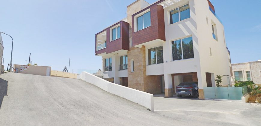 Paphos Kissonerga 2Bdr Semi Detached House For Sale SKR17773s