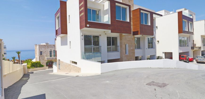 Paphos Kissonerga 2Bdr Semi Detached House For Sale SKR17773s