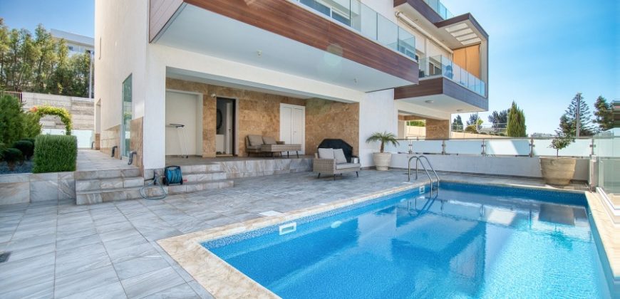 Paphos Kissonerga 2 Bedroom Town House For Sale BSH40411