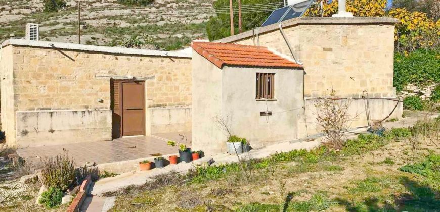 Paphos Lemona 1Bdr Stone House For Sale SKR17761