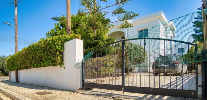 Paphos Peyia St. George 4Bdr Villa Detached For Sale WWR12057