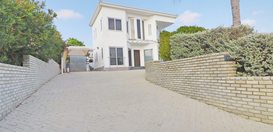 Paphos Sea Caves 3Bdr Detached Villa For Sale SKR17825A