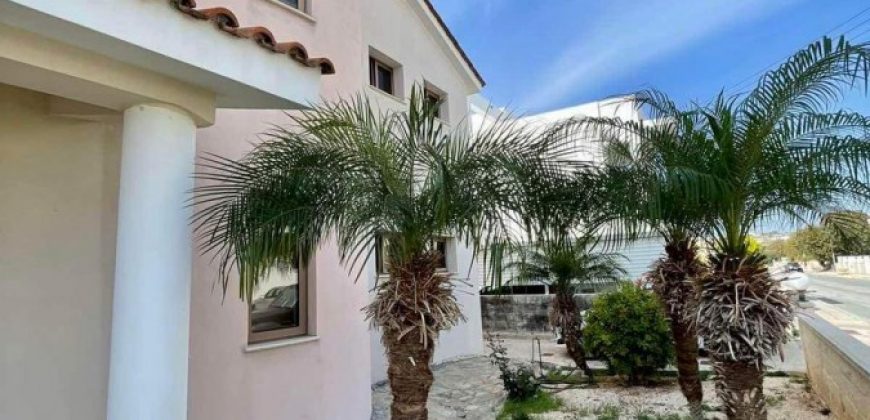 Paphos Yeroskipou 4Bdr Villa Detached For Sale WWR12022