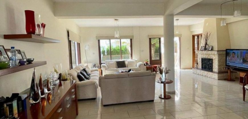 Paphos Yeroskipou 4Bdr Villa Detached For Sale WWR12022