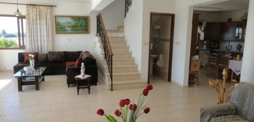 Paphos Yeroskipou 4Bdr Villa Detached For Sale WWR21