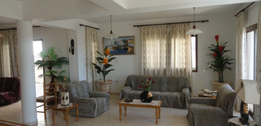 Paphos Yeroskipou 4Bdr Villa Detached For Sale WWR21