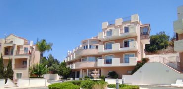 Paphos  2 Bedroom Townhouse For Sale MYM759