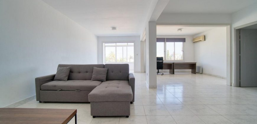 Paphos Agios Theodoros 3 Bedroom Apartment For Sale DLHP0615