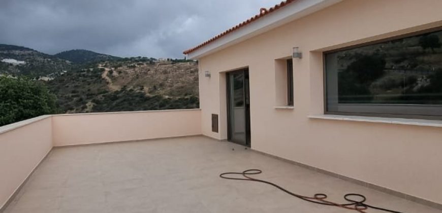 Paphos Akoursos 4Bdr House (Detached) For Sale FCP45210