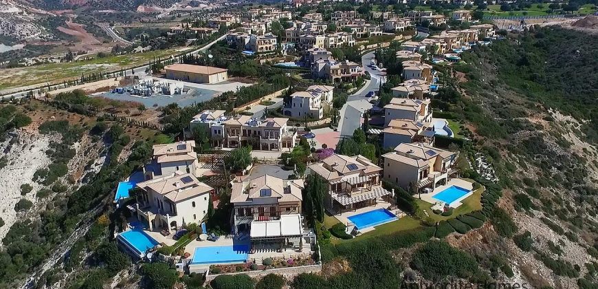 Paphos Aphrodite Hills Golf Resort 2Bdr Ground Floor Apartment For Sale KTM103610